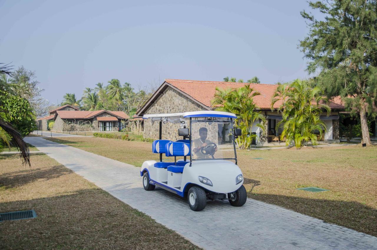 Hotel Regenta Arie Lagoon