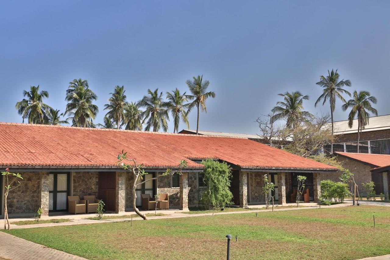Regenta Arie Lagoon Hotel Negombo