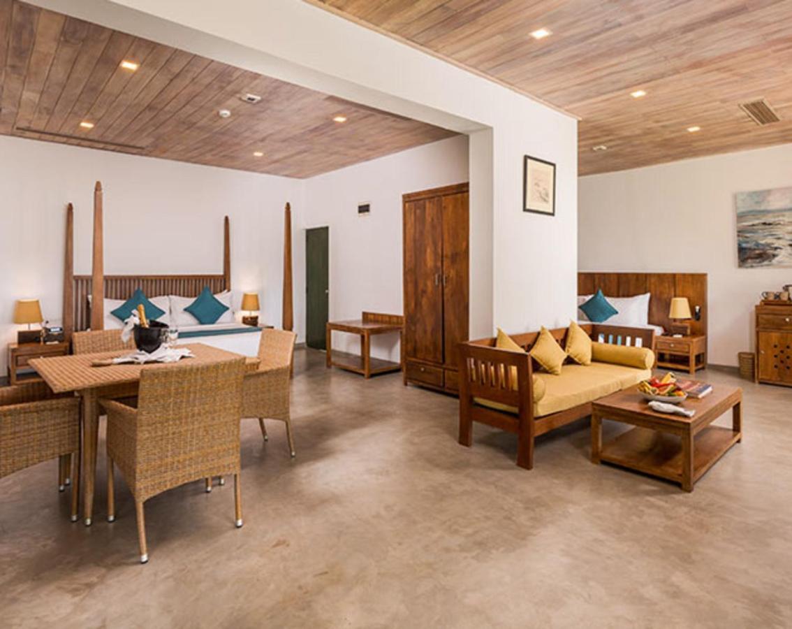 Regenta Arie Lagoon 5* Negombo